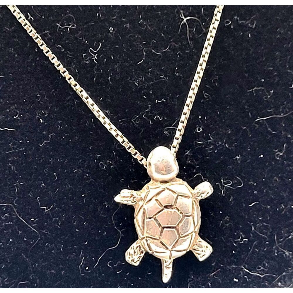 Sterling Silver Turtle Italy Pendant Dainty Necklace 18in